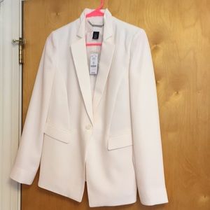 White House Black Market NWT Cream Blazer